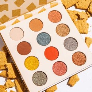 Beauty Bakerie Do It For the Graham Eyeshadow Palette